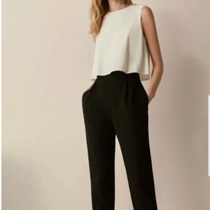 White & Black two-tone jumpsuit Size 6 (G)